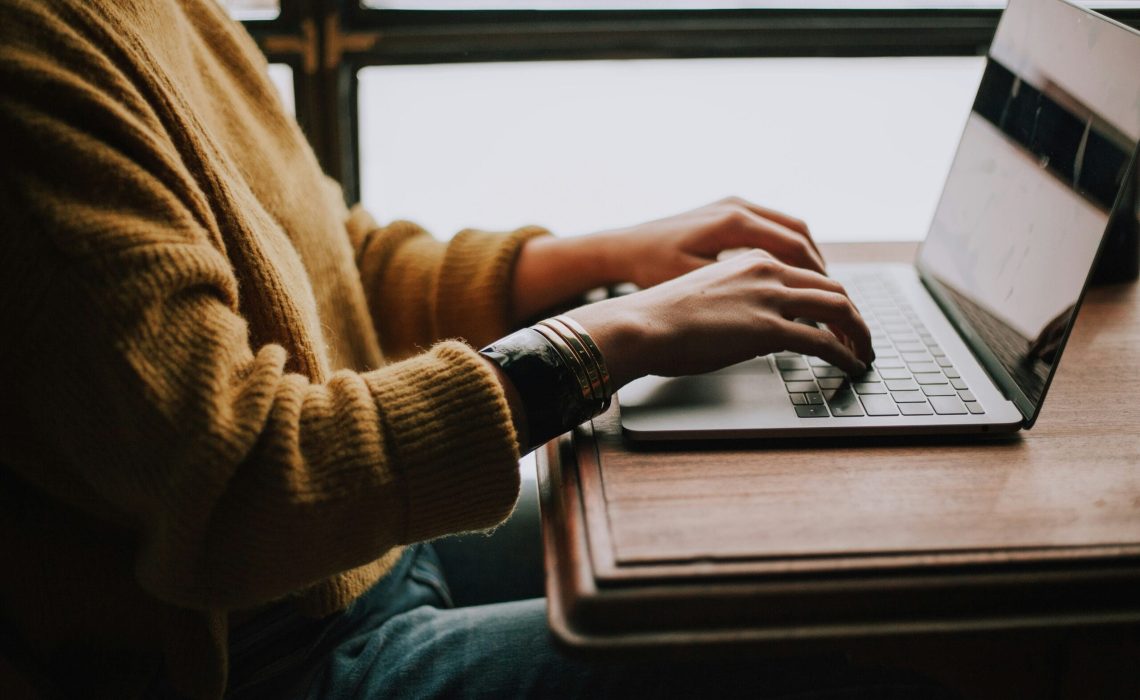 christin-hume-mfB1B1s4sMc-unsplash